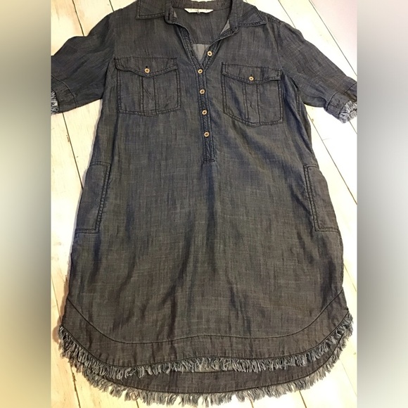 Trina Turk Rosetta Frayed Trim Chambray Shirtdress Size 10 - Picture 2 of 11